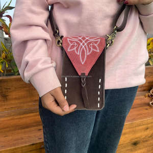 2024 nouveau Style concepteur botte point daim cuir bandoulière téléphone portable sac femmes personnalisé mode épaule étui de téléphone portable Logo - Product Image 2