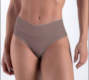 Sous-vêtements de bikini personnalisés pour femmes, prix de gros, fabrication OEM au Bangladesh, respirants, anti-plis, anti-boulochage, antibactériens, sans couture - Product Image 2
