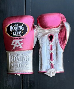 ถุงมือชกมวย Canelo Mexican No Boxing No Life สีชมพูเงิน แบบผูกเชือก หนังแท้ สำหรับ MMA ศิลปะการต่อสู้ - Product Image 3
