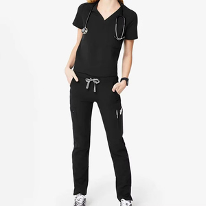 Ensemble de blouses médicales noires pour femmes, haut à col en V à manches courtes et pantalon à cordon avec plusieurs poches, uniforme professionnel pour hôpital - Product Image 1