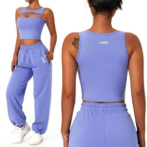 Conjunto Deportivo de 2 Piezas para Mujer, Top Corto y Pantalones Jogger, Transpirable, Informal, para Gimnasio, con Logotipo Personalizado al por Mayor - Product Image 1