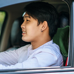 Almohada de descanso para el cuello del coche de tamaño compacto, Etiqueta Privada, transpirable, cómodo, cuero de seda helada para conducir, modelo Corolla Compatible - Product Image 5