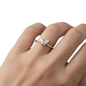 Bague de fiançailles minimaliste en or massif plaqué 14K 18K avec diamants de laboratoire et moissanite, sertie de marquises et de pierres rondes, bague de promesse, bague papillon - Product Image 5