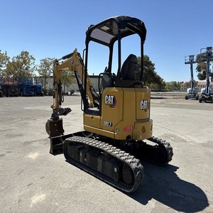 Achetez des mini-excavatrices CAT 302.7 CR, machine haute performance pour les chantiers de construction, qualité supérieure avec livraison rapide disponible - Product Image 4