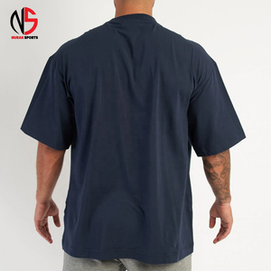 เสื้อยืดคอกลมแขนสั้นผู้ชายทรงโอเวอร์ไซส์ สีเทา ผ้าฝ้าย 100% ทรงลำลอง แห้งเร็ว ระบายอากาศได้ดี NURAK SPORTS รุ่น NS-705 - Product Image 5