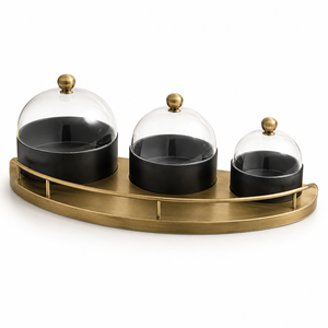 Ensemble de plats de service distinctifs avec couvercles, alliant le caractère du bois naturel et les détails métalliques élégants dans un décor épuré - Product Image 4
