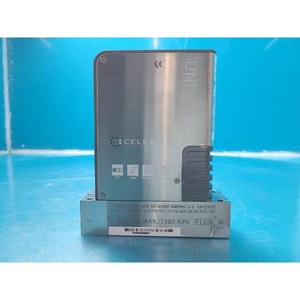 Contrôleur de débit massique numérique Celerity UNIT 125 (797-039589-20) IFC-125C O2 10sccm, équipement semi-conducteur d'occasion, état actuel - Product Image 2