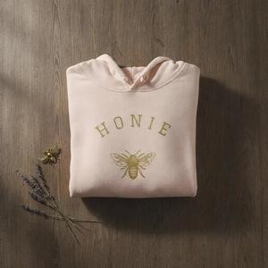 HONIE Sweat à capuche avec illustration d'abeille - Product Image 2