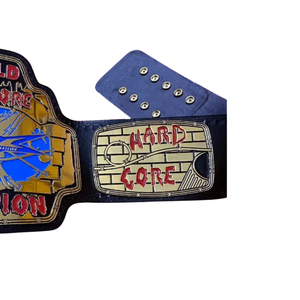 Ceinture de champion du monde de la lutte hardcore en cuir noir avec design or et rouge, qualité supérieure, pour les fans de MMA et de lutte - Product Image 3