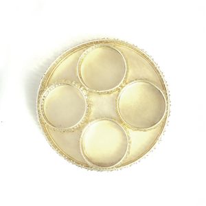Beautiful Golden Metal <b>Serving</b> <b>Tray</b> Rounded Laser Cutting <b>Large</b> Fruits Platter With Matching Handles - Product Image 3
