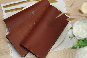 Portacontas de cuero genuino grabado a medida para restaurante, presentador de facturas de café premium, elegante carpeta para invitados LBH-0017 - Product Image 2