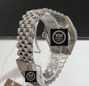 Reloj Mecánico de Lujo Imperial Jewels de Acero Inoxidable y Moissanita con Esfera de 42 mm, Resistencia al Agua de 10 Bares, GPS y Fecha Automática - Product Image 2