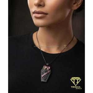 จี้เพชรดำเพาะเลี้ยงพร้อมโบว์สีชมพู เงินแท้ 925 ประดับเพชรแบบ Iced Out เครื่องประดับฮิปฮอป - Product Image 3