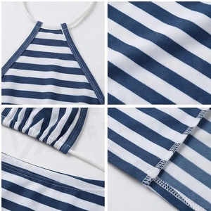 Ensemble bikini rayé pour femmes avec bas de maillot à cordon de serrage, maillot de bain deux pièces à encolure croisée, tenue de plage - Product Image 4