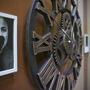 Industrial Style <b>Wall</b> <b>Clock</b> Perfect For Living Room And Office Adds Raw And Modern Urban Interior <b>Decor</b> Appeal From India - Product Image 4