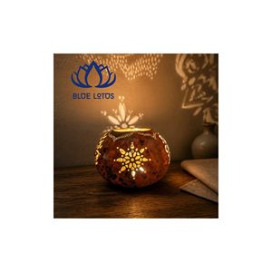 Pot suspendu en coquille de noix de coco de haute qualité et durable |   Bol porte-plantes en céramique naturelle pour la décoration de jardin d'intérieur - Product Image 1