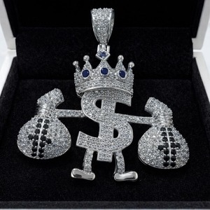 จี้รูปสัญลักษณ์ดอลลาร์ประดับเพชรแบบ Iced Out พร้อมมงกุฎและถุงเงิน โมอิสซาไนต์ เงินแท้ 925 ชุบโรเดียม สไตล์ฮิปฮอป เครื่องประดับผู้ชาย - Product Image 2