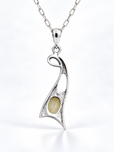 Elegante Colgante de Plata de Ley 925 con Perla Blanca y Acabado Antiguo, Joyería Artística de Diseño, Proveedor Mayorista - Product Image 4