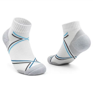 Unisex Premium Custom Polyester Wool-Lined Anti-Slip Striped Crew <b>Socks</b> for <b>Winter</b> Hiking & Outdoor Sports - Product Image 2