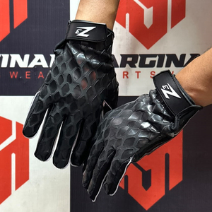 Guantes de Receptor de Fútbol Americano Personalizados en Color Negro, con Agarre de Palma de Alta Elasticidad, Guantes de Lineman de Fútbol Americano y Rugby con Logotipo - Product Image 4