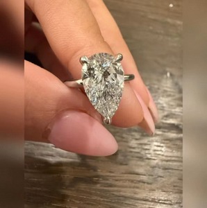 Pear Cut 4 Carat Lab Grown Diamond <b>Ring</b> For Women Luxury <b>925</b> Sterling <b>Silver</b> Jewelry For Wedding Engagement Anniversary Gift - Product Image 6