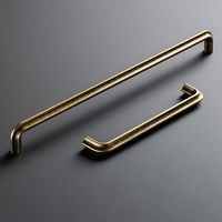 Poignées de porte en laiton antique et objets antiques en cuivre pour le rangement domestique et la manipulation des tiroirs, avec prise en main facile et amovibles