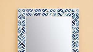 Cadre de miroir en bois fait main avec incrustation de os et motif moderne - Product Image 4