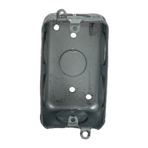 ตัวเคาะ2.0มม. หนา3/4นิ้วกล่องไฟฟ้าแก๊งค์เดี่ยวทำจากโลหะชุบสังกะสีทรงสี่เหลี่ยมพร้อมหูภายนอก - Product Image 3