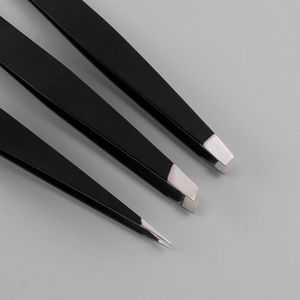 Pinzas para Cejas Inclinadas Antiestáticas Personalizadas de Acero Inoxidable, Pinzas para Depilación de Cejas en Negro, Rosa y Dorado con Etiqueta Privada - Product Image 5