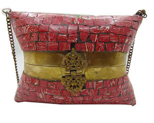 Pochette de soirée en métal pour femme, sac à main floral de mariée avec rabat, idéal pour les mariages et les fêtes - Product Image 1