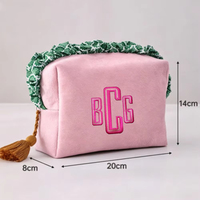 Sac de Maquillage Femme en Gros, Trousse de Toilette Plage à Volants, Broderie Initiale Personnalisée, Sac Cosmétique Personnalisé en Tissu Éponge avec Pompon