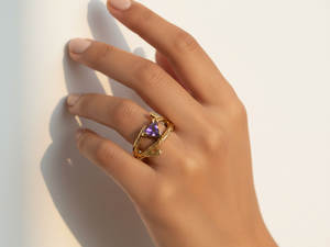 Bague Trillion Amethyst Branch en laiton plaqué or - Product Image 2