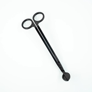 Recortador de mechas de velas clásico de primera calidad, herramienta profesional para el cuidado de velas con cuerpo de metal resistente y cuchilla de corte fino para una combustión limpia. - Product Image 4