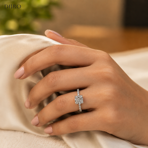 Bague de fiançailles en diamant taille princesse, argent sterling 925, cadeau de la Saint-Valentin, bague élégante en moissanite - Product Image 3