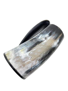 Mug en corne sculpté à la main, écologique et haut de gamme - Tasse décorative et fonctionnelle pour bière, hydromel et café - Product Image 5