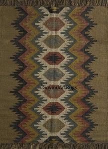 Tapis kilim oriental tufté à la main, motif floral, mélange laine acrylique, rectangulaire, poils moyens, support en jute, lavable - Product Image 6