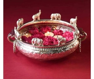 Aluminium Urli Pot for <b>Floating</b> Flowers and Tea Light <b>Candles</b> Home Office Diwali Decoration Items 1.5 L Capacity - Product Image 3