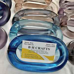 Chaîne décorative en résine de qualité supérieure, design luxueux et coloré, disponible dans toutes les tailles et couleurs. - Product Image 1