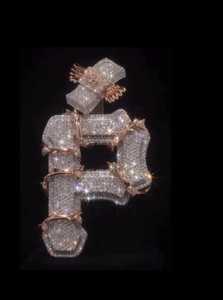 Colgante Pittsburgh Thorn Vines, Colgante Grueso con Incrustaciones de Diamantes, Colgante Hip Hop, Colgante Espinas de Corona, Colgante de Plata 925, Colgante con Inicial - Product Image 5