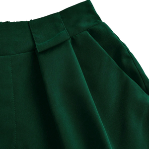 Shorts de sport amples à taille haute pour femmes, plissés décontractés, avec boucles de ceinture et poches, respirants et à séchage rapide, 100 % coton - Product Image 5