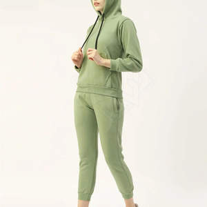 Fabricante OEM, Conjunto Deportivo para Mujer con Lavado Ácido, Tela de Algodón de Primera Calidad, 500 GSM - Product Image 4