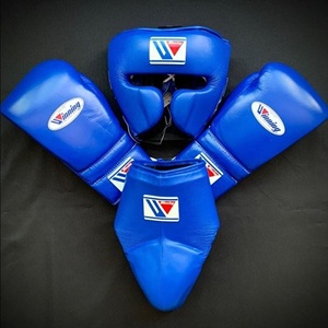 Conjunto de Boxeo Azul Personalizable de Alta Calidad, Cuero Vacuno Genuino, Guantes de Artes Marciales con Dedos Completos y Correa de Muñeca Ajustable - Product Image 1