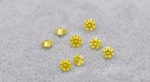 Lote de Diamantes Sueltos de Corte Brillante de 1.8-2.0 mm, Color Amarillo Intenso, Cultivados en Laboratorio, RCK Global VS1 CVD, 0.025-0.035 ct, para Joyería - Product Image 3