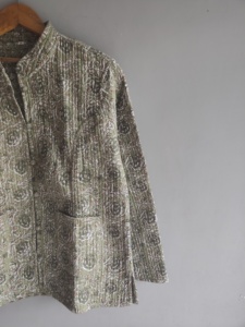 Veste en coton matelassée à col mandarin pour femme, motif floral patchwork, en tissu tricoté respirant et écologique, vêtement d'extérieur décontracté pour l'automne - Product Image 3