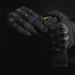 Guantes Tácticos Profesionales Resistentes, Talla M, para Entrenamiento, Tiro y Operaciones de Supervivencia al Aire Libre - Product Image 6