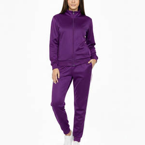 Ensemble de survêtement moderne pour femme, coupe décontractée, vêtements de sport avec fermeture éclair et coutures durables pour activités intérieures et extérieures - Product Image 1