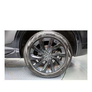 Land Rover Discovery Sport P250 Dynamic SE 2024, 4,739 km, Volante a la Izquierda, Caja de Cambios Automática, Asientos de Cuero, Cámara Trasera - Product Image 5