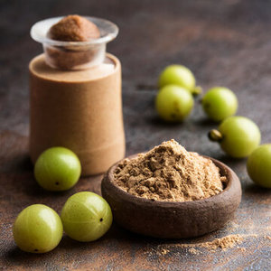 Polvo de Amla (Grosella) de la Mejor Calidad, Cultivado Silvestre en India, para el Crecimiento del Cabello, Suave y Sedoso, Extracto Vegetal Premium de Primera Calidad - Product Image 1