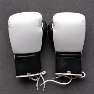 Gants de boxe MMA professionnels récents, à lacets, respirants, séchage rapide, en cuir véritable, rembourrage en crin de cheval, entièrement personnalisables, pour adultes - Product Image 6