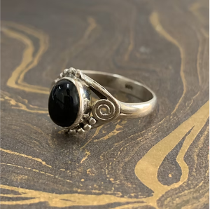 Unisex Designer <b>Ring</b> in 925 <b>Silver</b> Oval Natural <b>Black</b> Onyx Gemstone Minimalist Jewelry Gift For Anniversary Wedding - Product Image 2